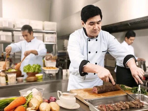 Tak Semua Dari Kami di Kamboja Kerja Judi Online, Ucap WNI Pekerja Restoran!