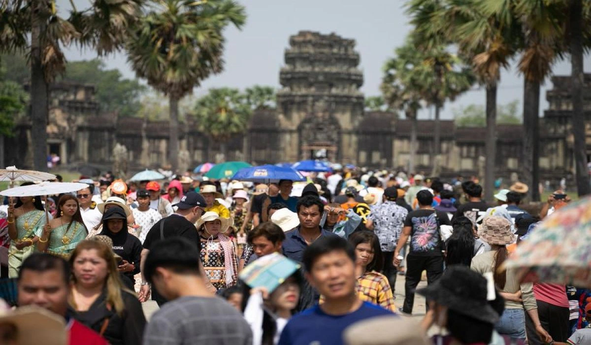 Wow! Turis China Ke Kamboja Naik Hampir 50% Dalam 7 Bulan Tahun Ini