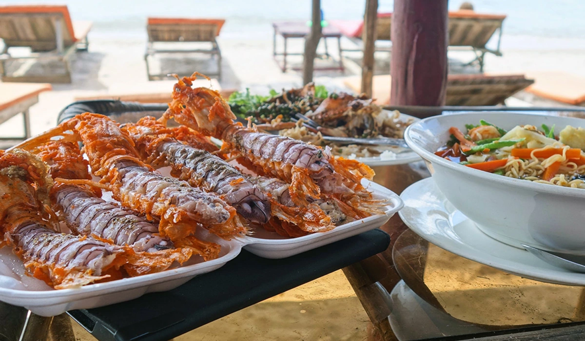 Kuliner-Lokal-dengan-Cita-Rasa-Laut