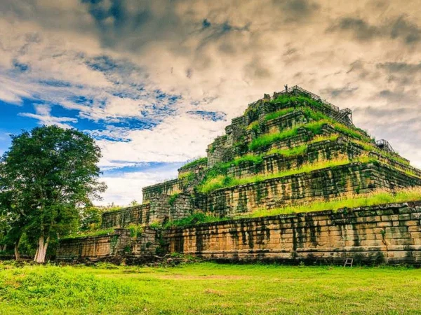 Wisata Koh Ker, Warisan Megah Kerajaan Khmer yang Kembali Bersinar
