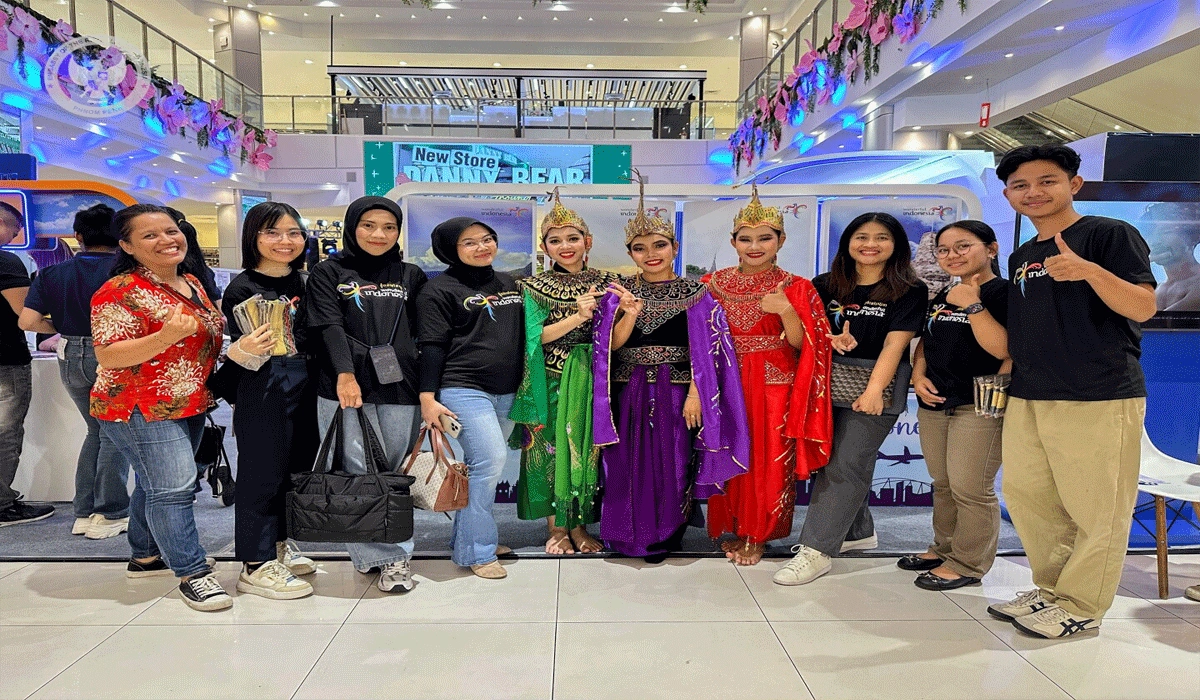 KBRI Phnom Penh Tebar Pesona Wonderful Indonesia Di Pameran TIME TO FLY