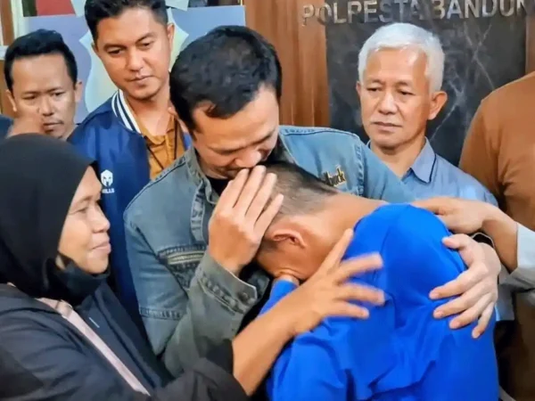 Dugaan Korban TPPO Kamboja Kiper Rizki Akhirnya Tiba di Bandung