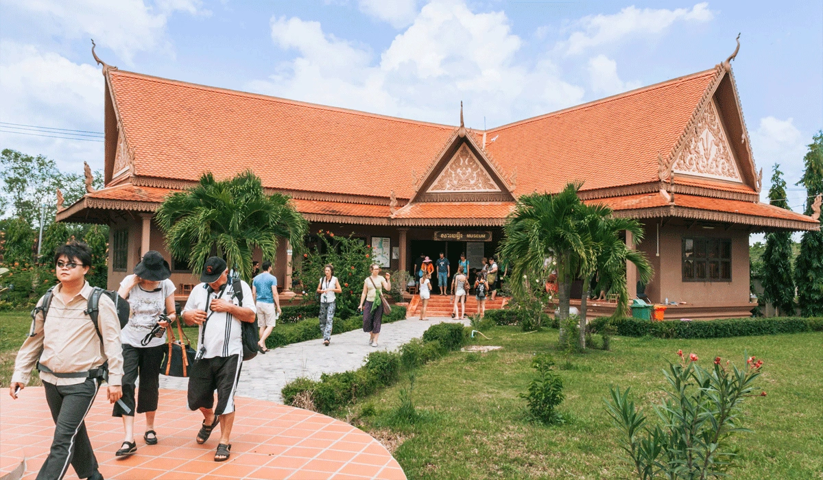 Menyelami Sejarah Kelam Di Choeung Ek Genocidal Center, Kamboja