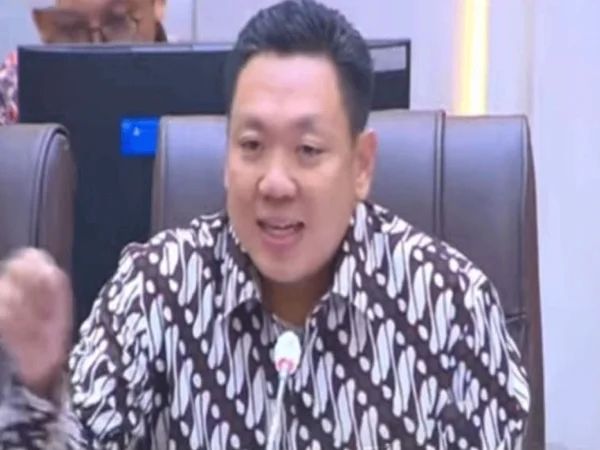 Komisi IX DPR Ungkap Kronologi Kiper Bandung Nyasar ke Kamboja