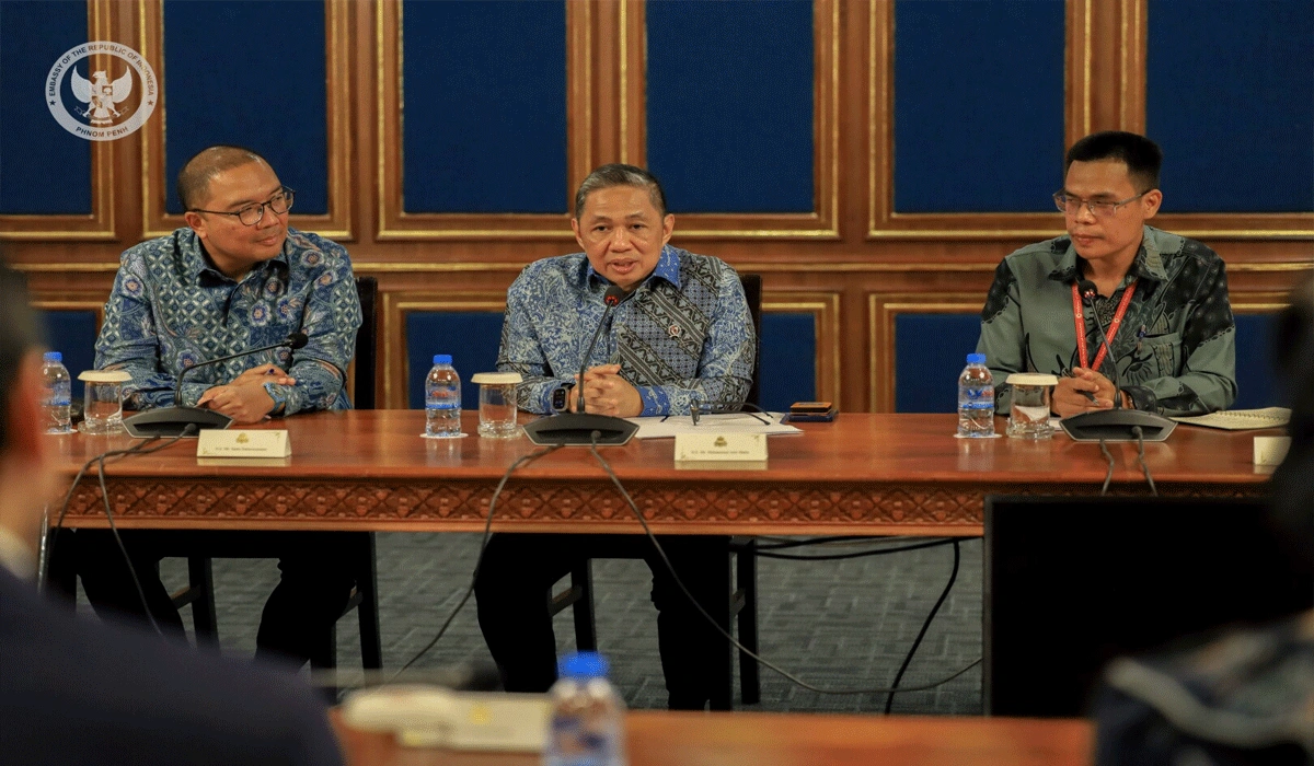 Wamenlu Anis Matta Ke Phnom Penh, Bangun Kemitraan Strategis Indonesia!