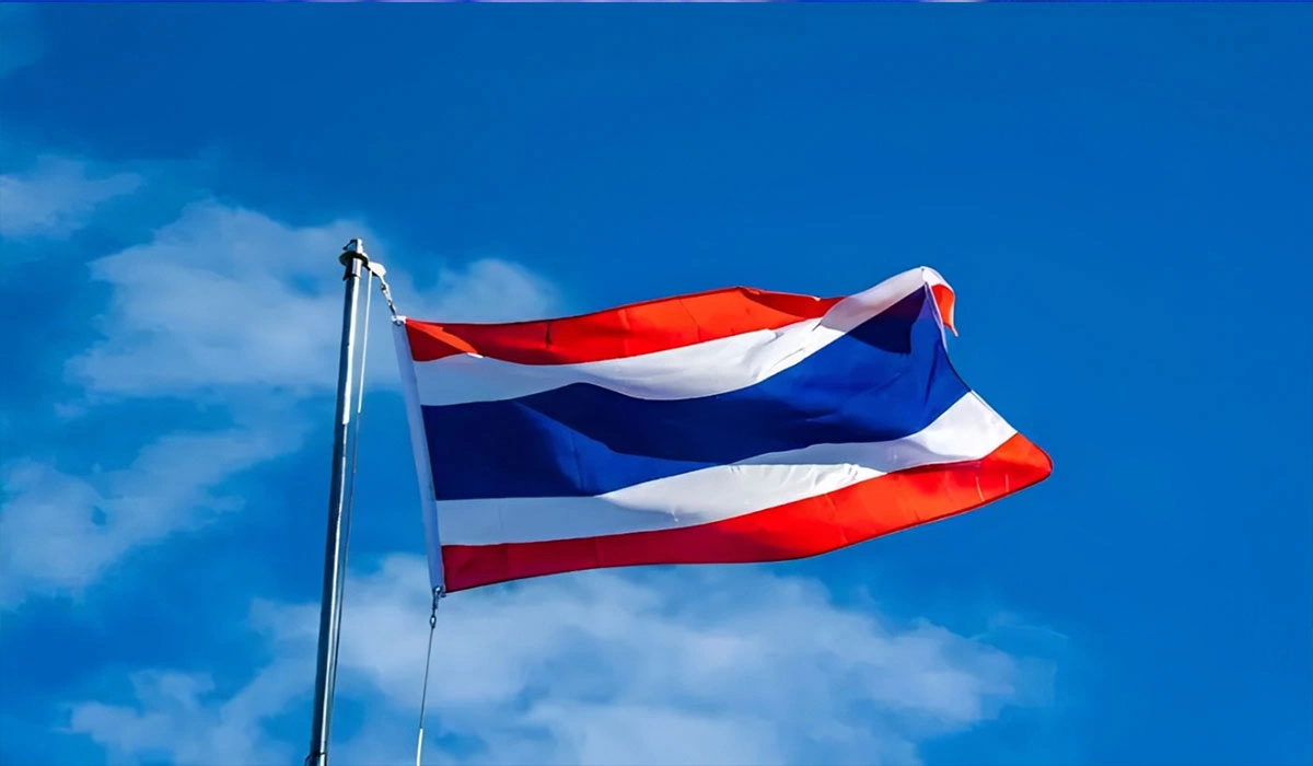 Konflik Kamboja–Thailand, Bendera Thailand Dicopot di Boeng Trakuon