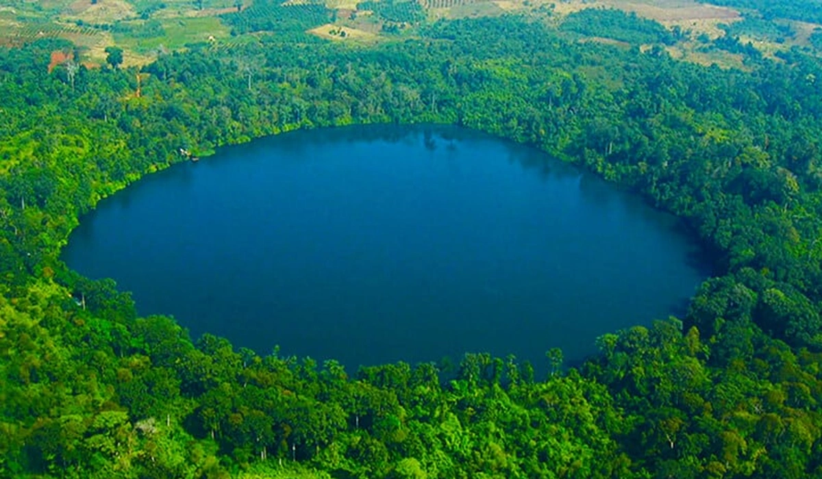 Ratanakiri,-Surga-Alam-Liar-dan-Air-Terjun-Spektakuler-di-Kamboja